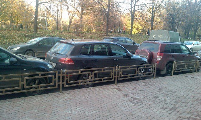 Парковка по-французски