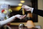 Как сэкономить при бронировании отеля?