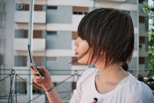 Быстрее всех в мире SMS-сообщения пишет 27-летняя британка
