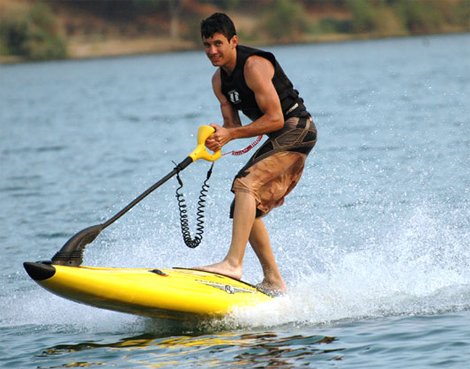 PowerSki Jetboard – доска для серфинга во время штиля